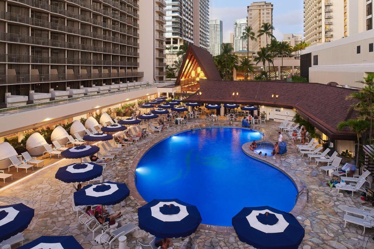 OUTRIGGER REEF WAIKIKI BEACH RESORT HONOLULU | BEST RATES GUARANTEE ...
